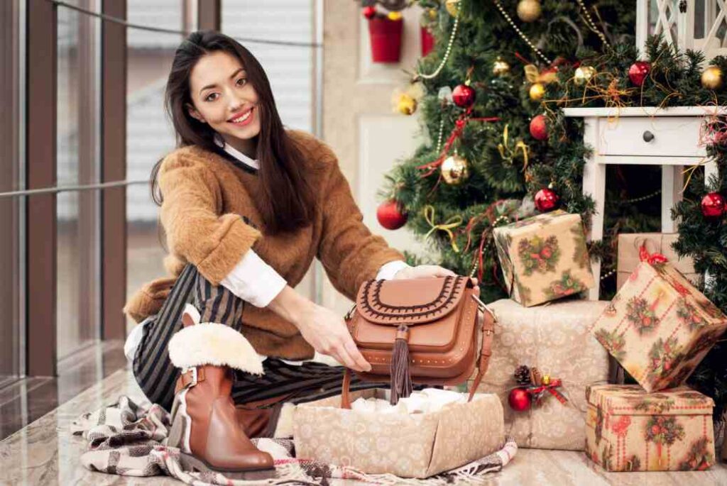 How to Match Your Bag to Every Christmas Outfit in 2025