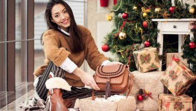 How to Match Your Bag to Every Christmas Outfit in 2025
