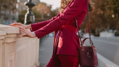 Why Personalized Leather Crossbody Bags Stand Out in the 2026 Accessory Market (1)